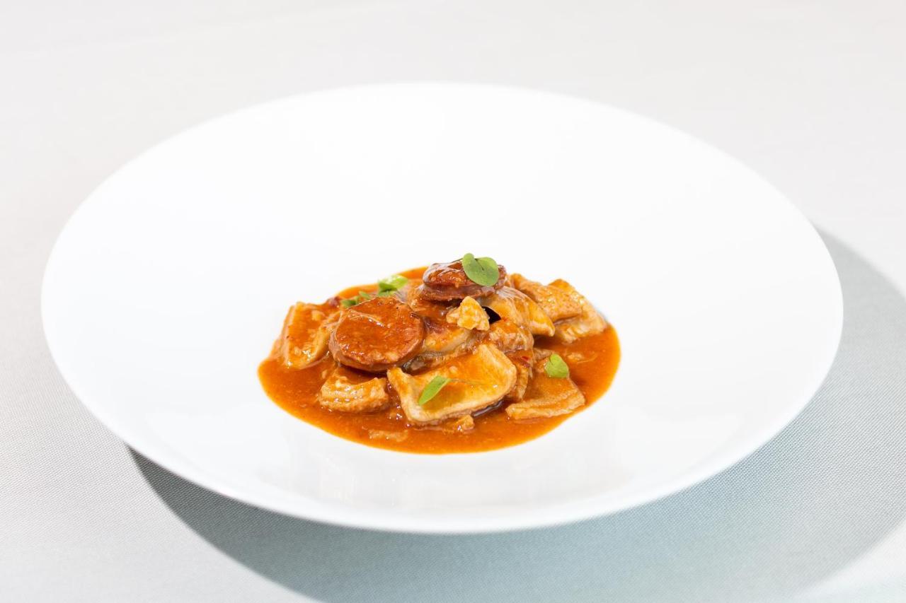 Hotel Gastronomico Torre De Galizano Buitenkant foto