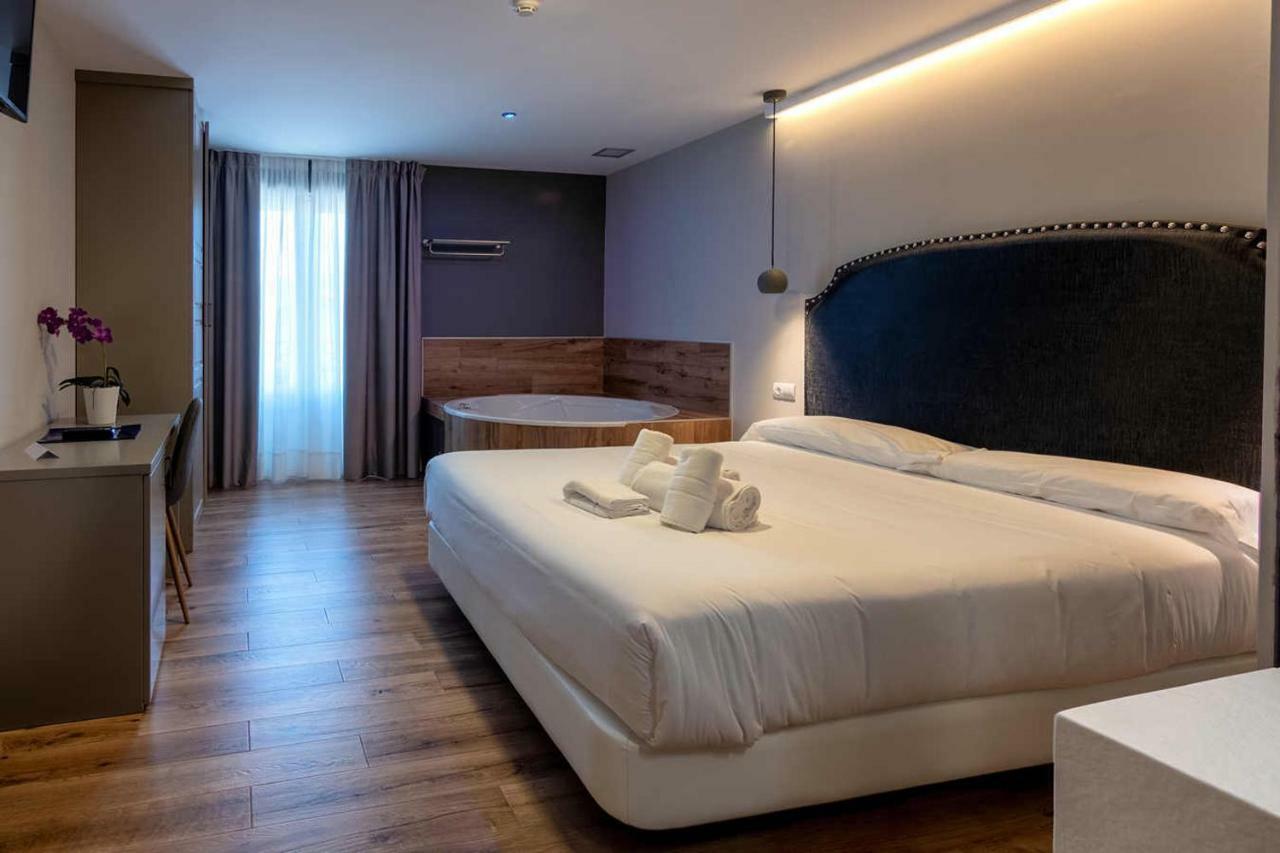 Hotel Gastronomico Torre De Galizano Buitenkant foto
